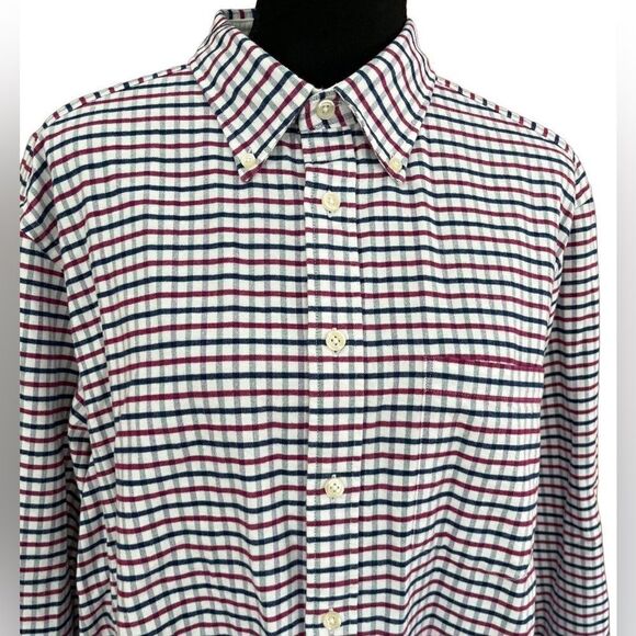 Charles Tyrwhitt Weekend Classic fit plaid flannel shirt, size Large - Picture 2 of 6